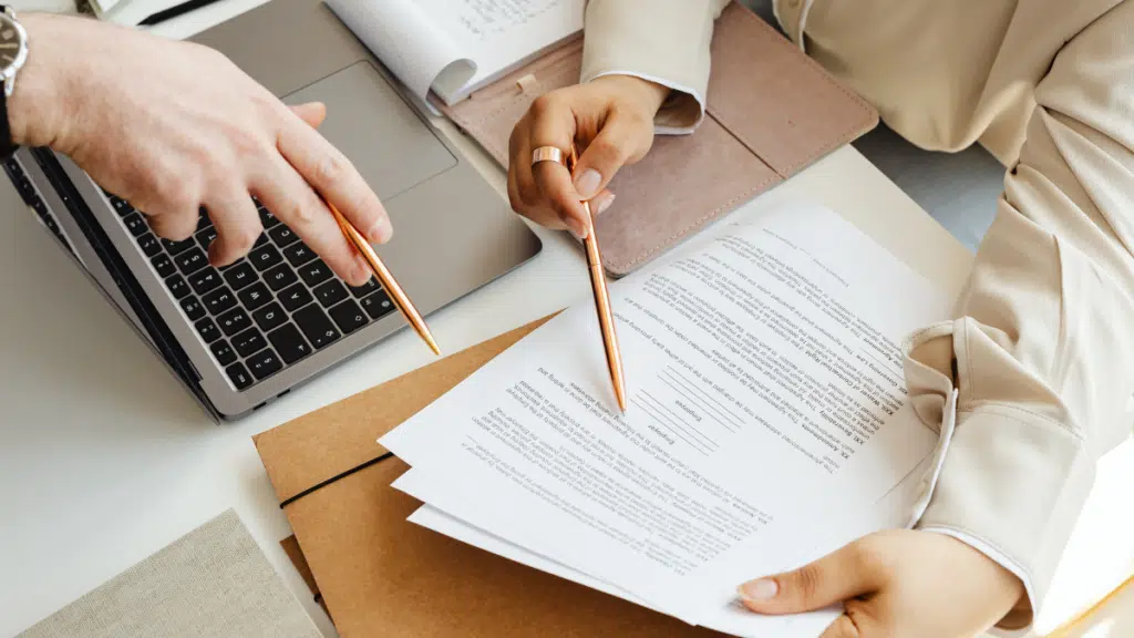 Organisation des premières étapes après la création d’une société en Suisse